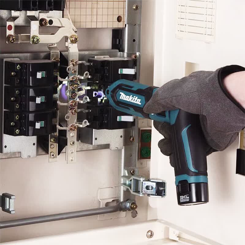 Makita DF012 Cacciavite Elettr - Electronics Repair Team recensione e prezzo